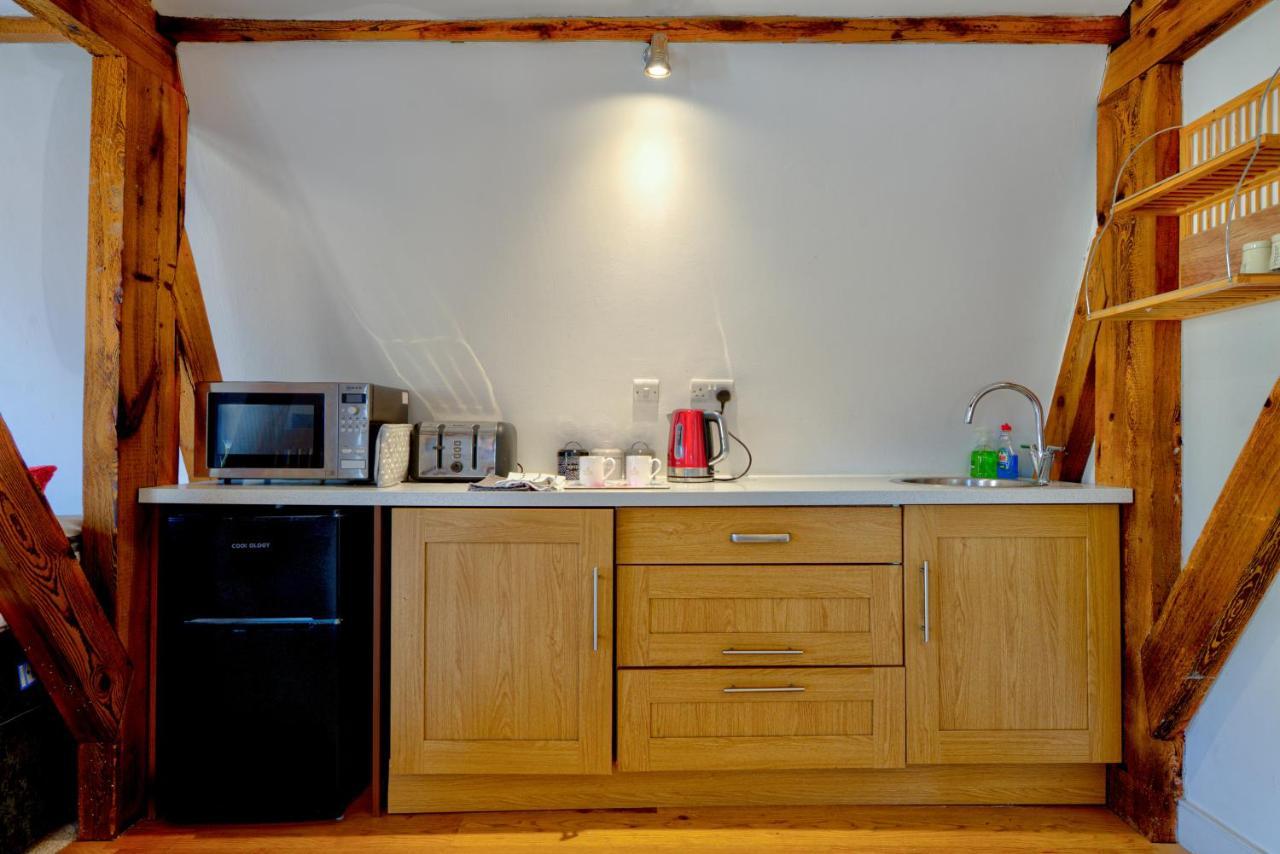 Central Studio Suite - Modern Stay With Free Wifi Stamford Zewnętrze zdjęcie